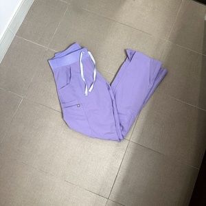 Figs Lilac Cargo Scrub Pants- Size S